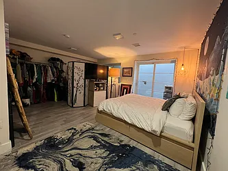 Rented by Rumah Realty Inc