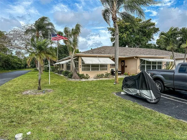 1340 High Point Way #A, Delray Beach, FL 33445
