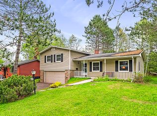 2134 Dunedin Ave, Duluth, MN 55803