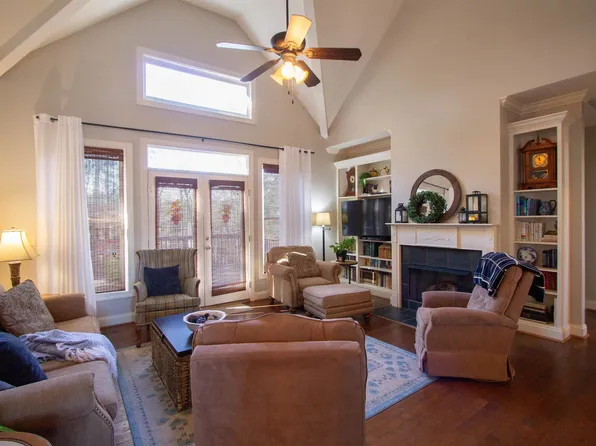 1391 Shelby Forest Ct, Chelsea, AL 35043