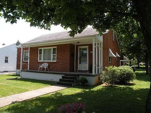 1st image of 3303 Birchlawn Ave NW
