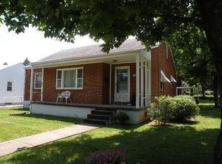 3303 Birchlawn Ave NW, Roanoke, VA 24012