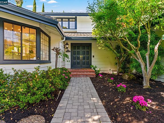 5th image of 10137 Nantucket Dr