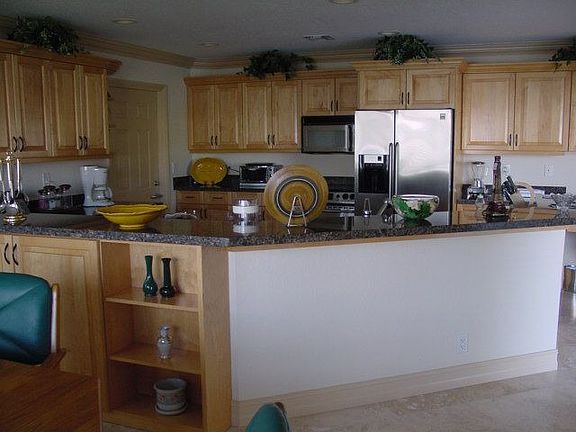 5th image of 4900 NE 27th Ave