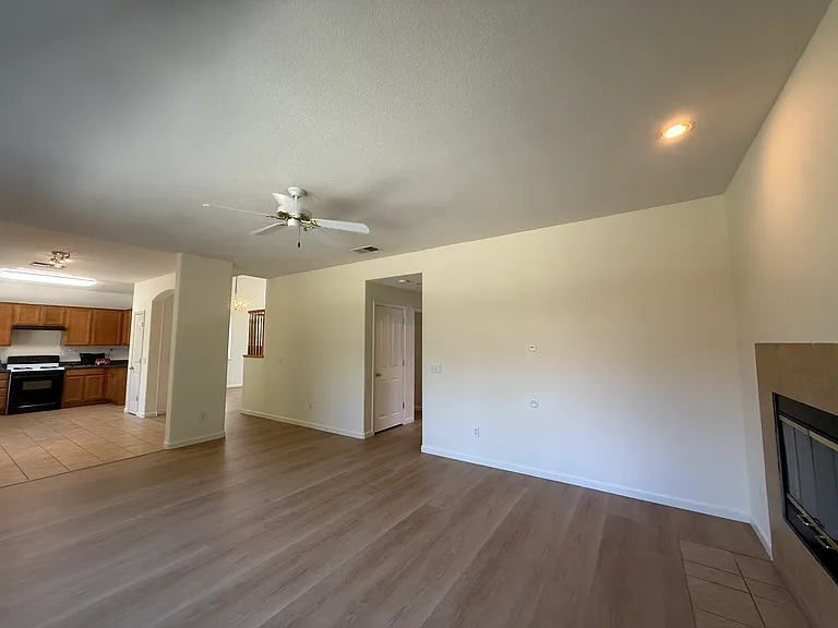 9633 McKenna Dr — Photo 10