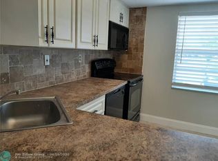 9272 SW 3rd St APT 403, Boca Raton, FL 33428