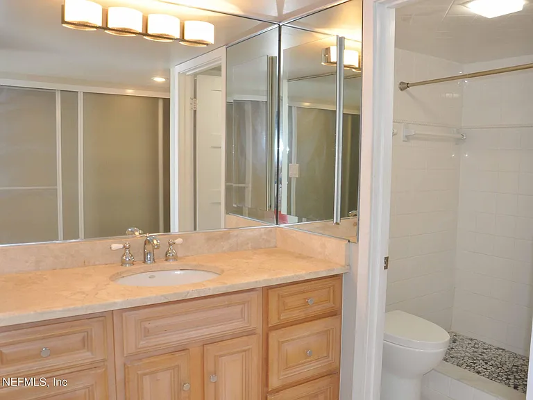 1301 S 1st St #906 — Photo 9