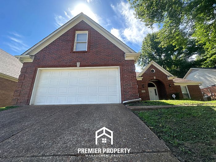 1st image of 2638 Country Glade Dr