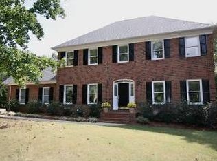 6013 Greystone Dr, Matthews, NC 28104