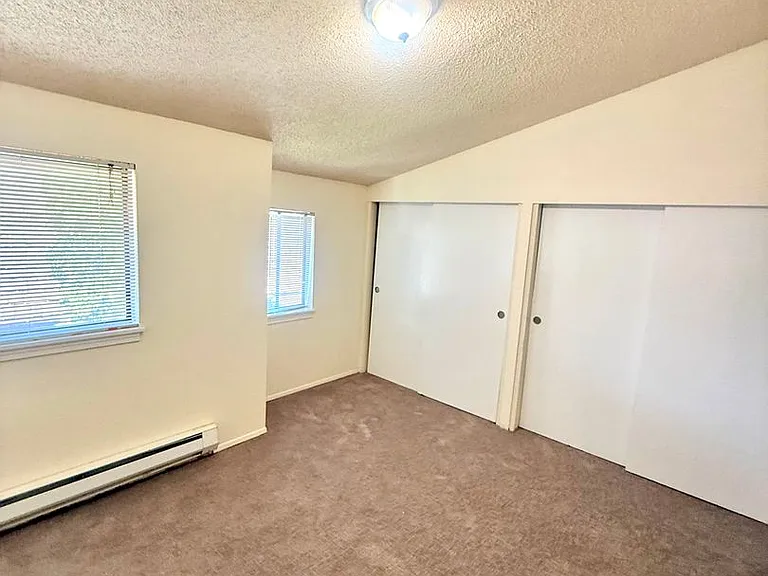 4259 8th Ave NE #3 — Photo 17