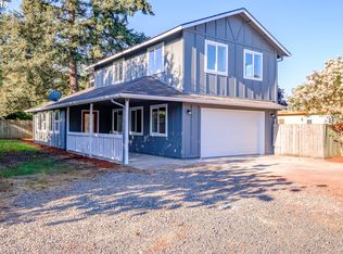 2106 Four Oaks Grange Rd, Eugene, OR 97405