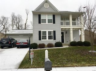 10284 Peacock Ln, Miamisburg, OH 45342