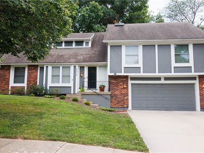 5213 NW Walden Dr, Kansas City, MO, 64151
