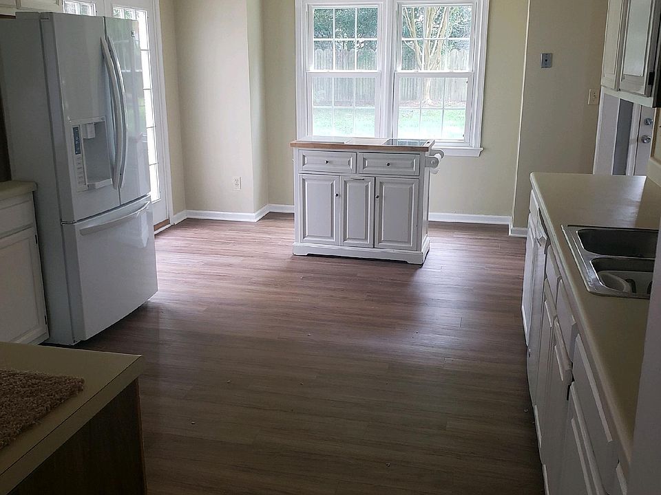 1st image of 1512 Picasso Ct