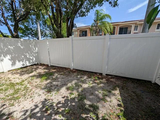 238 SE 2nd Ave — Photo 4