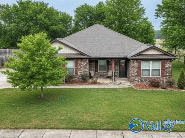 100 Beaver Brook Pl, Toney, AL 35773