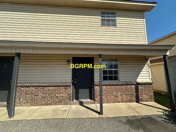 2nd image of 1099 W Elm St APT A