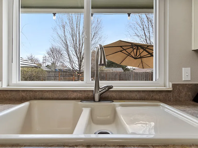 1897 E Quincy Dr — Photo 15