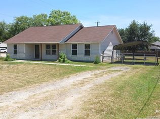 8610 James St, Somerset, TX 78069