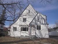 1st image of 407 Alameda Pl