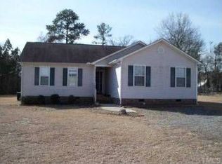 160 Parrish Farm Ln, Benson, NC 27504