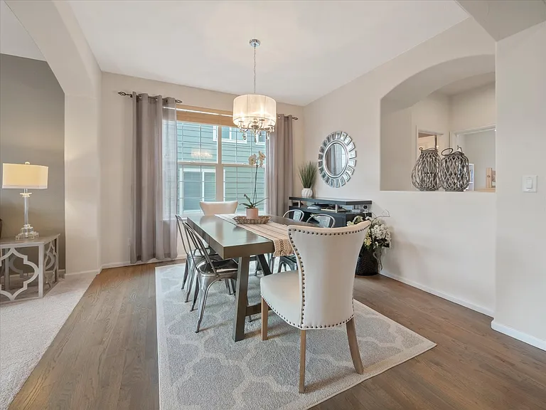 1048 Orion Way — Photo 10