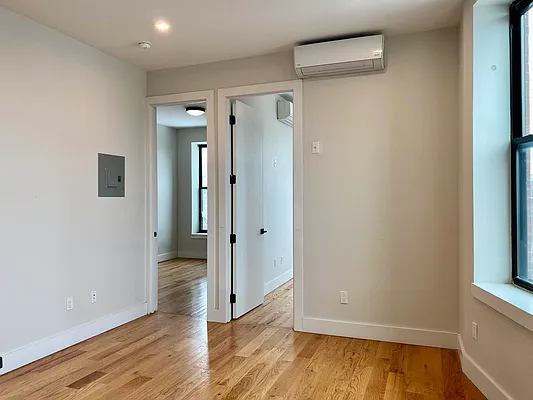 Rented by Hagstrom Management Inc | media 29