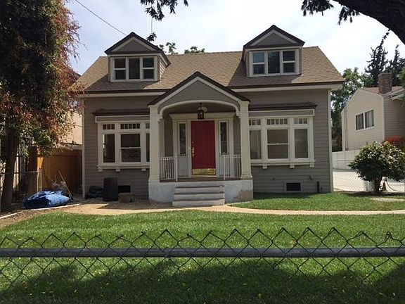 5th image of 10918 Bloomfield St