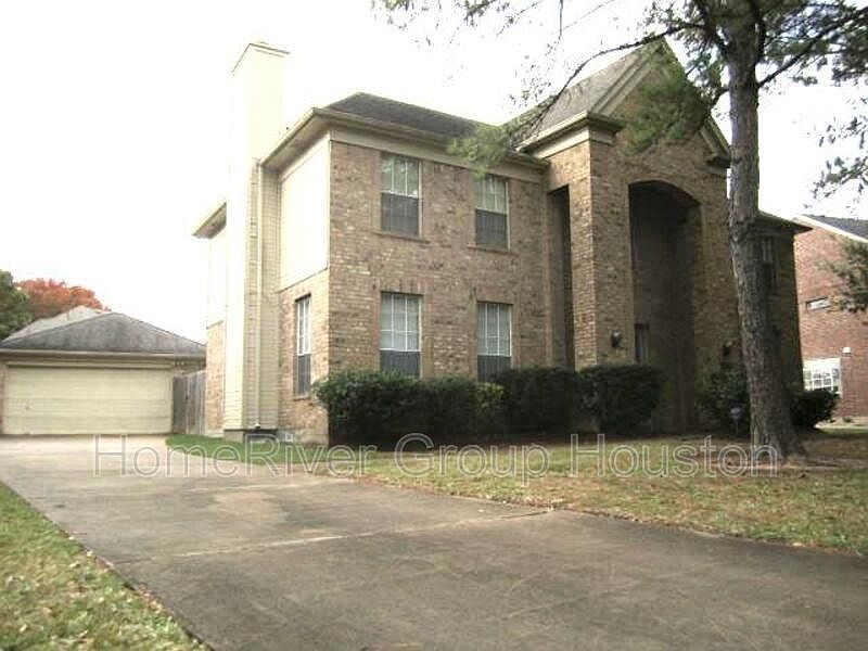 1st image of 518 Spring Moss Dr