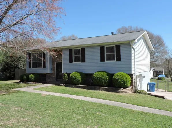 712 Cherokee Trl, Warrior, AL 35180