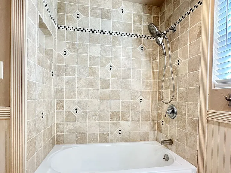2573 Gum Tree Ln — Photo 39