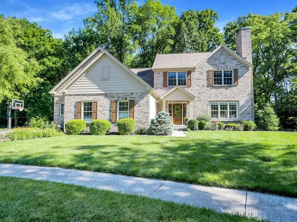 9252 Blackberry Ct, Zionsville, IN 46077