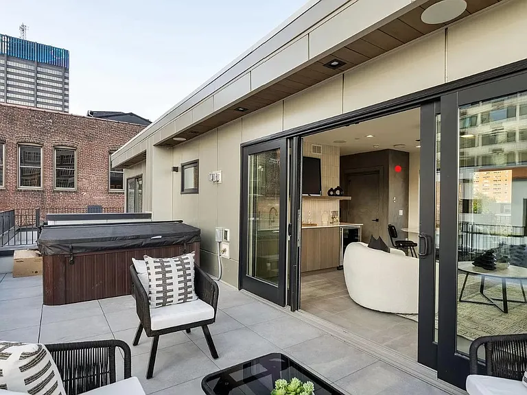 109 S Bonsall St — Photo 44