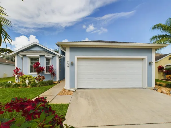 239 Briarcliff Cir, Sebastian, FL 32958
