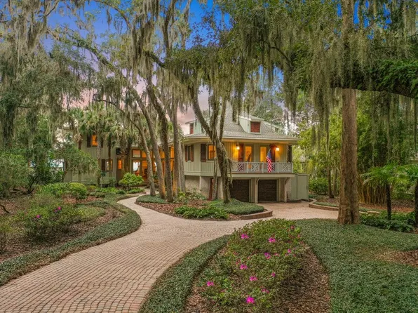 98 Sea Marsh Rd, Fernandina Beach, FL 32034
