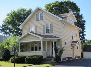 190 Garford Rd, Rochester, NY 14622