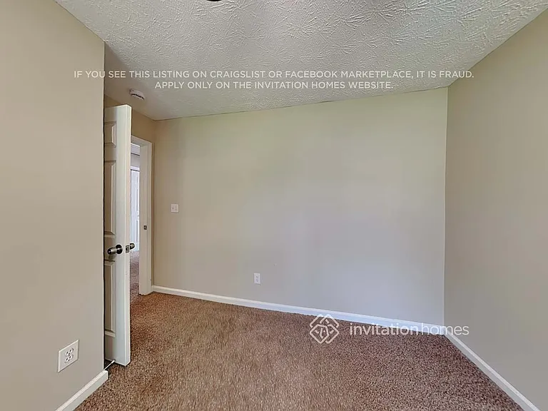 3925 Riversong Dr — Photo 13