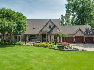 21394 Meadowview Ln, Bristol, IN 46507