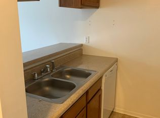 1112 N Osteopathy APT A, Kirksville, MO 63501