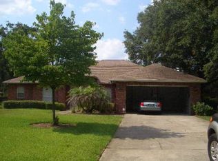 5120 Moll Acres Dr, Plant City, FL 33566