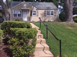 1932 Burfoot St, Falls Church, VA 22043