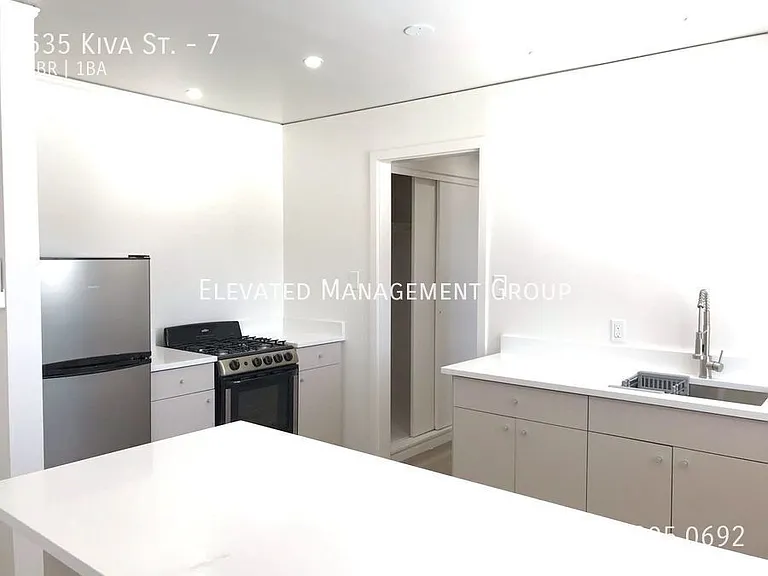 535 Kiva St #7 — Photo 6