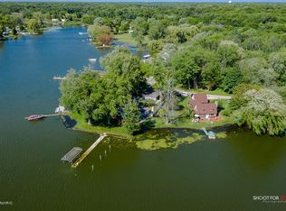 16950 Cecelia Ln, Spring Lake, MI 49456