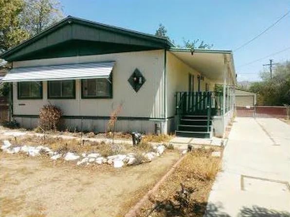 12 Bristlecone Dr, Wofford Heights, CA 93285