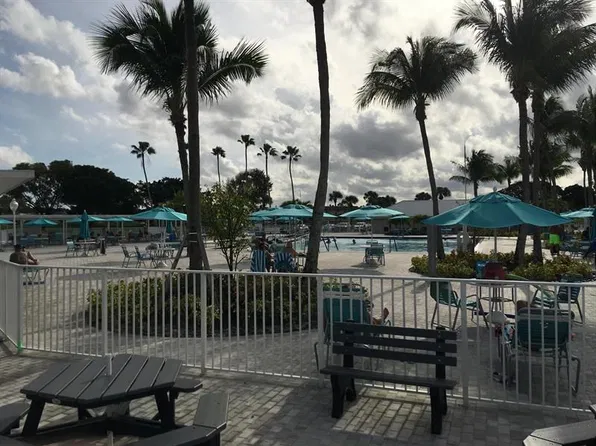 87 Brittany Ave #B, Delray Beach, FL 33446