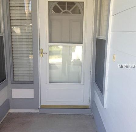 2nd image of 110 N Hampton Ct