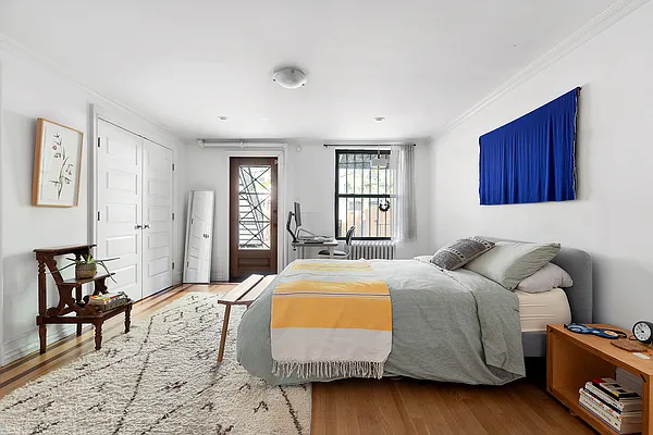 Sold by Compass | media 5