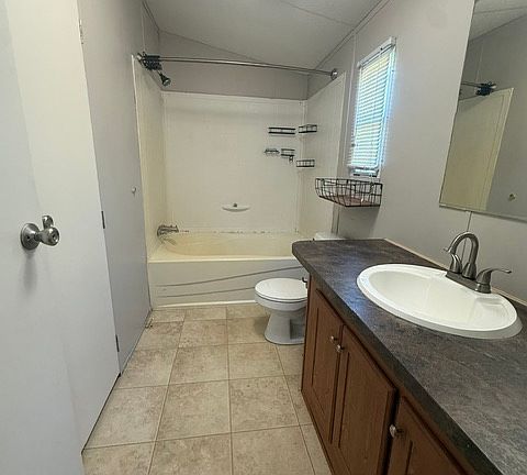 4th image of 1635 Grand Bois Rd