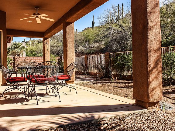 5th image of 4374 N Sunset Cliff Dr