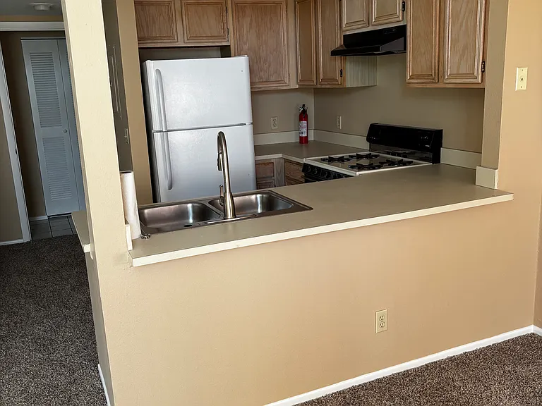 7708 Waterview Way — Photo 5
